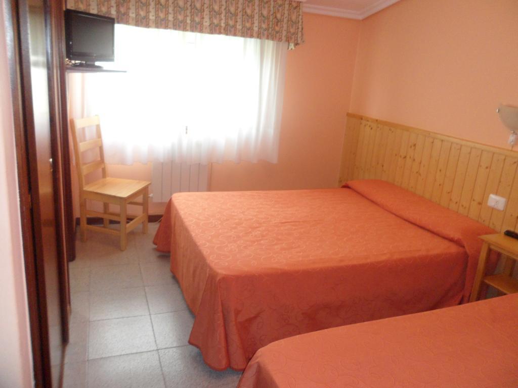 Hotel Hostal Alce Nigrán Esterno foto