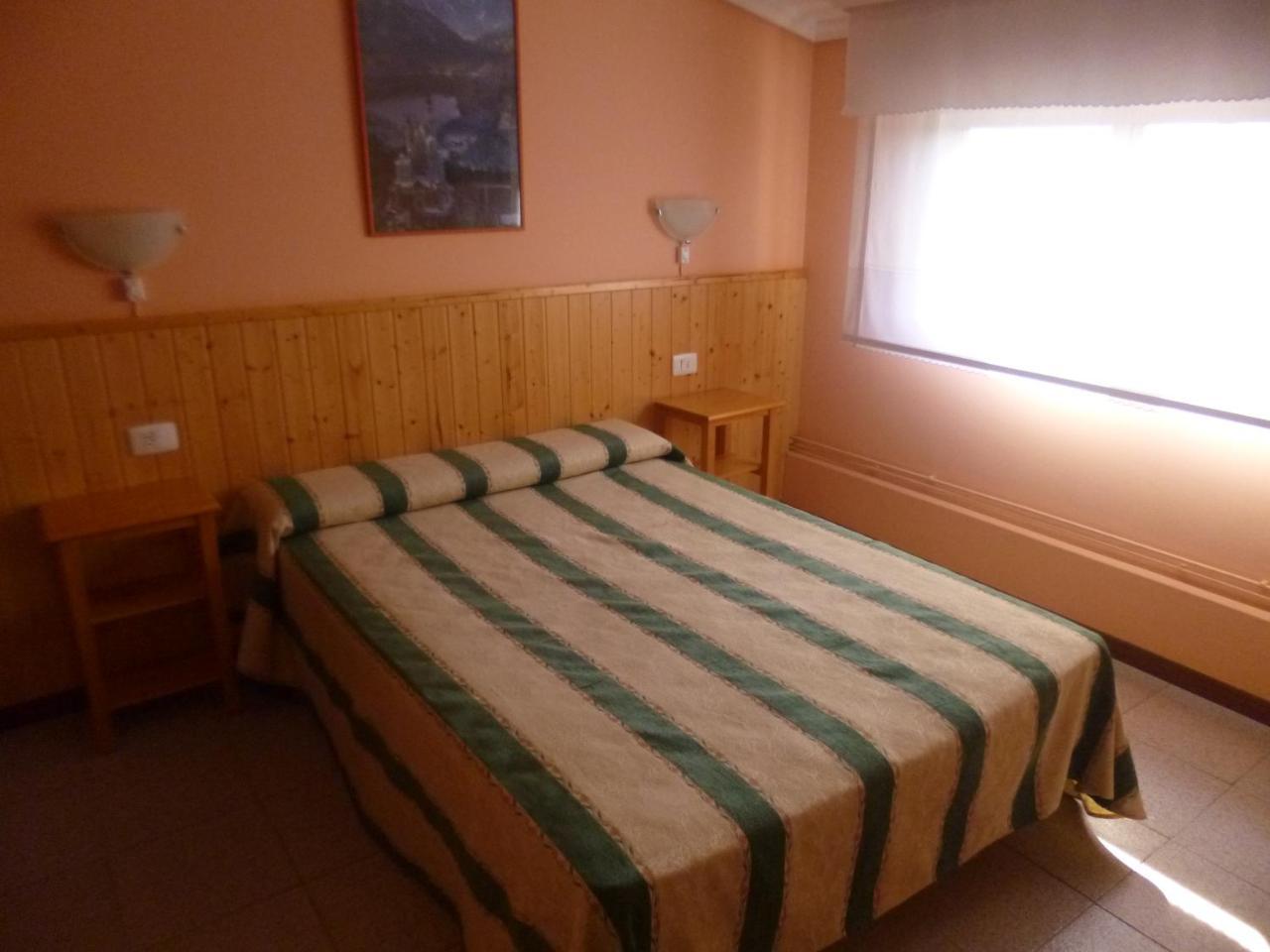 Hotel Hostal Alce Nigrán Esterno foto
